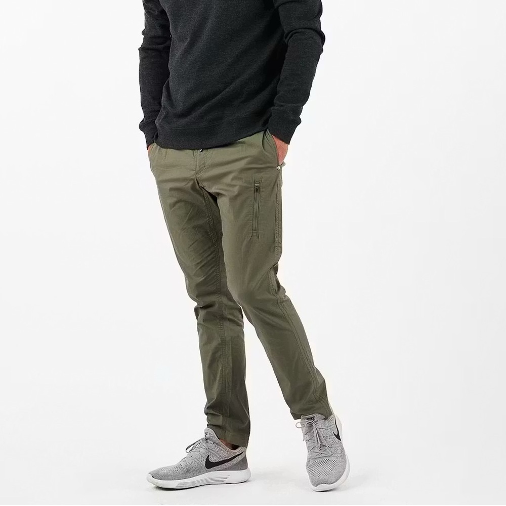 vuori ripstop army green cargo joggers